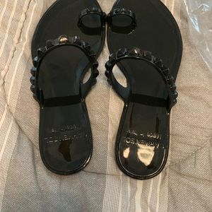 Carmen sol made in Italy. Never worn size 8 in black